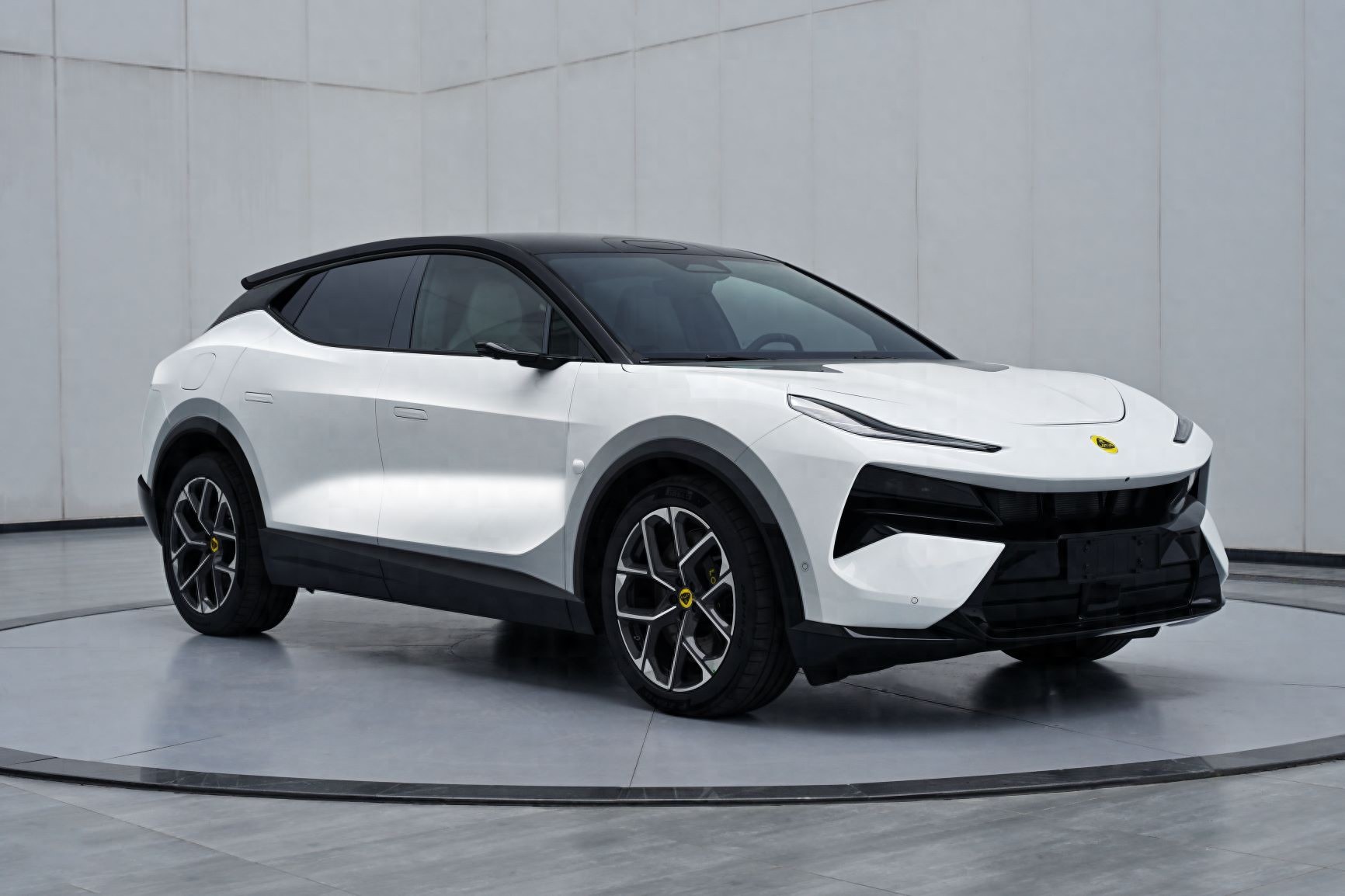 莲花ELETRE插混版申报：更名“FOR ME”，独特升降激光雷达设计__莲花ELETRE插混版申报：更名“FOR ME”，独特升降激光雷达设计