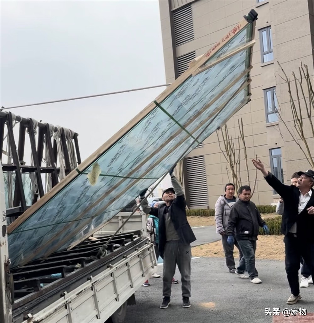 落地窗网红照_股圈链敢用吗_