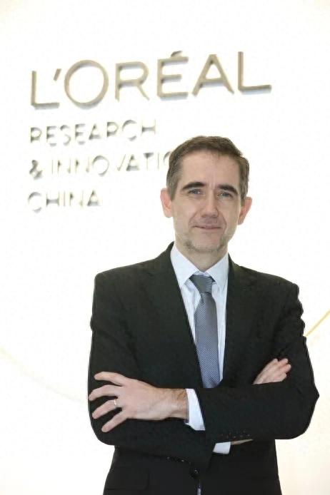 友瞰中国|欧莱雅中国研发和创新中心扬帆20年:本土实验室正孵化产业公共属性的迭代引擎__友瞰中国|欧莱雅中国研发和创新中心扬帆20年:本土实验室正孵化产业公共属性的迭代引擎