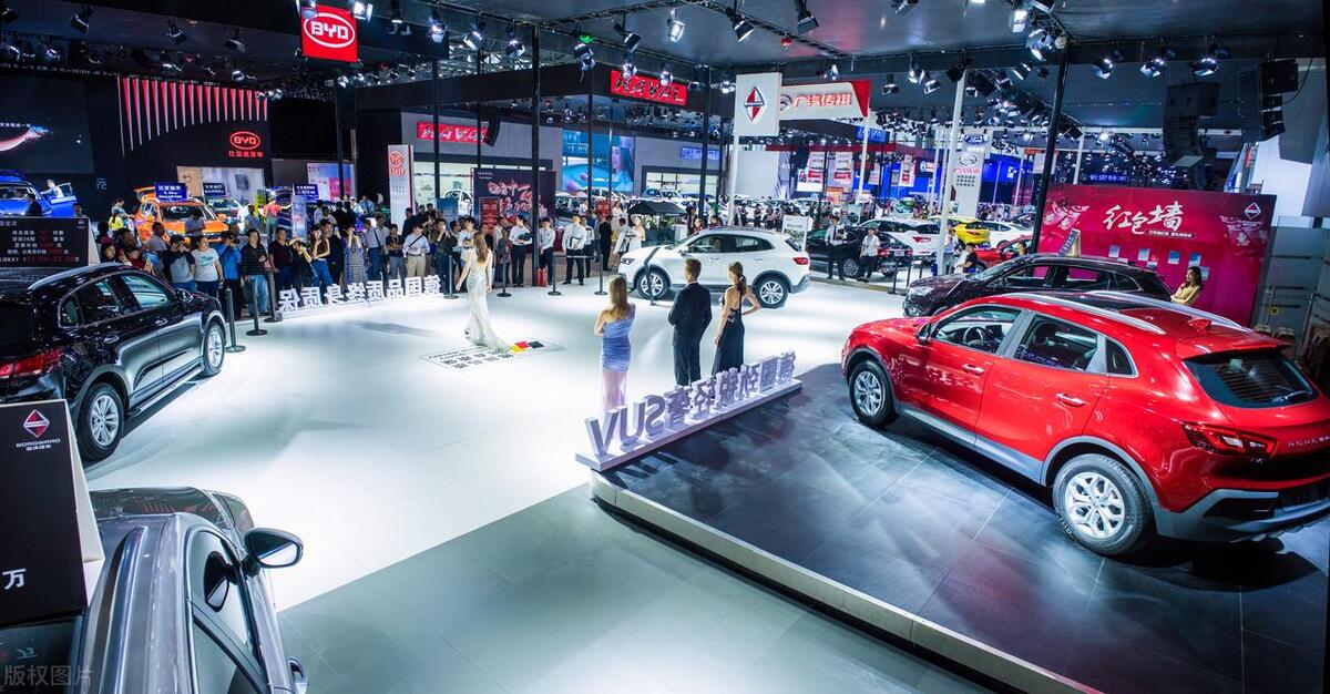 2025年下半年，该“抄底买车”还是“继续观望”，内行人道破真相_2025年下半年，该“抄底买车”还是“继续观望”，内行人道破真相_