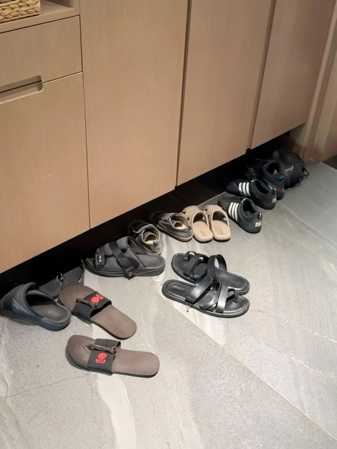 家里柜子越多越好？这9样物品不提前考虑好，约等于无效收纳_家里柜子越多越好？这9样物品不提前考虑好，约等于无效收纳_