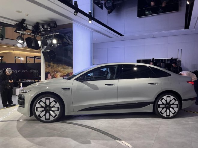 奥迪：“双品牌、双合作伙伴”赋能电动时代的豪华内涵