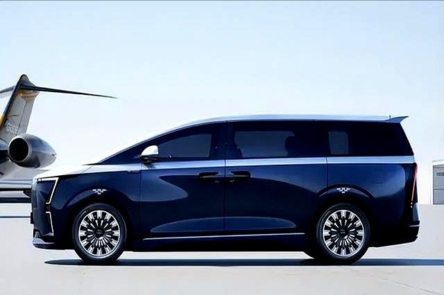 奇瑞全新MPV真车曝光,车长超5.3米,配后轮转向和高阶智驾,预估30万起——惠惠爱分享-有驾