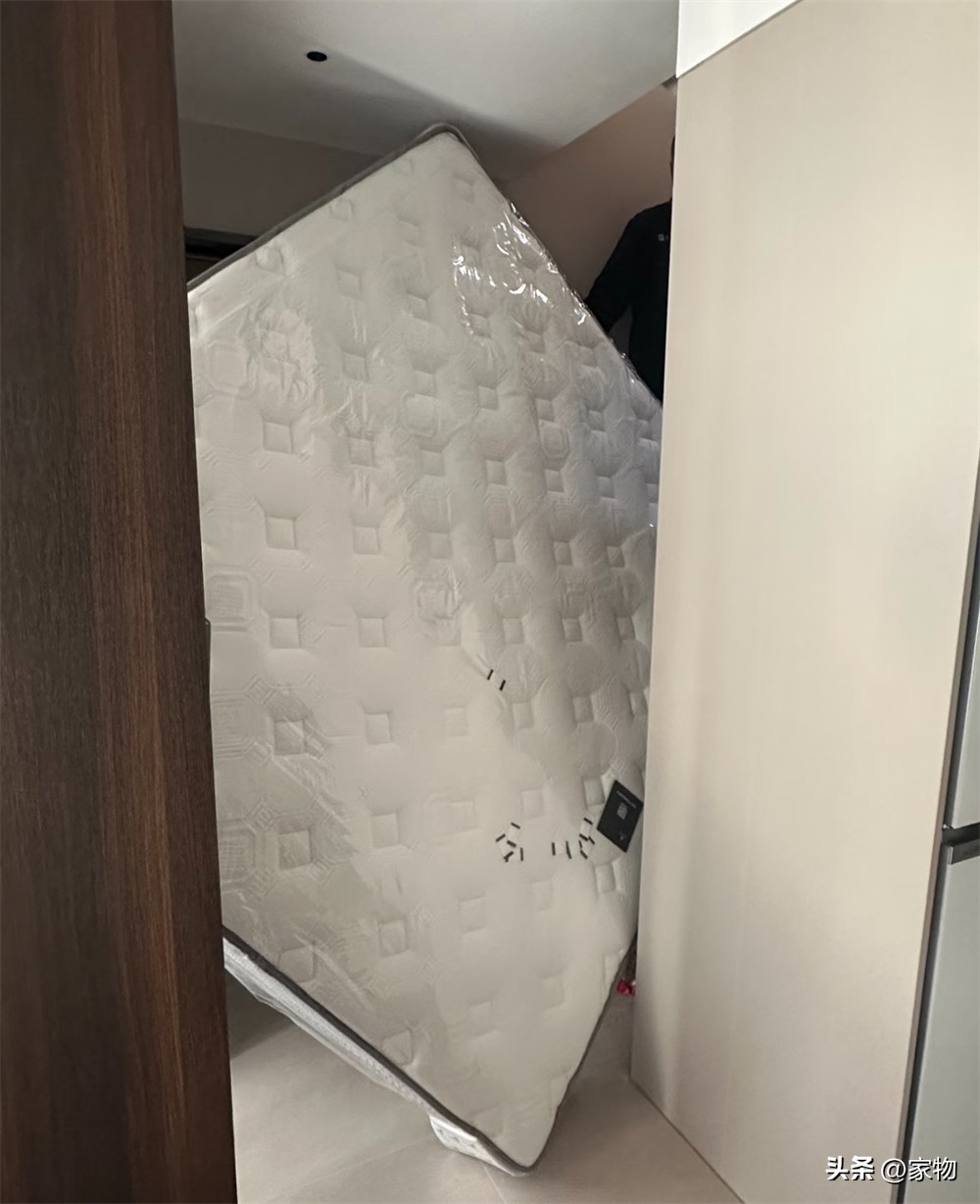 床占地几平米__次卧买1米八的床后悔了