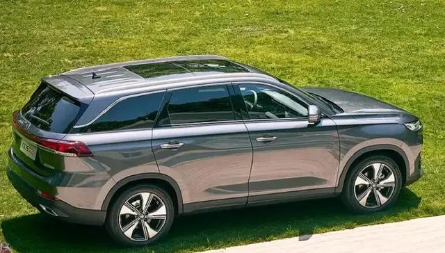 预算10万想买7座车，长安CS75Pro用燃油优势解决充电焦虑-有驾